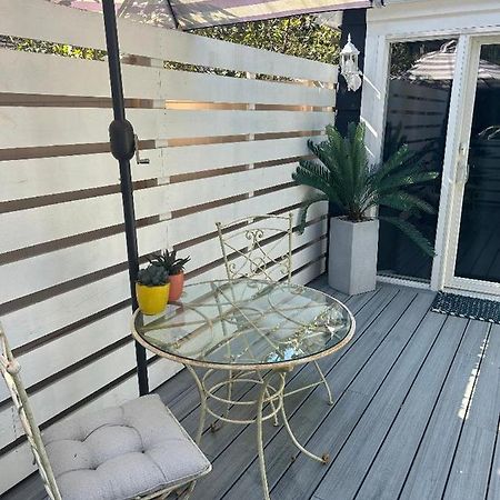 Adorable 1 Bedroom Cottage New York Exteriör bild