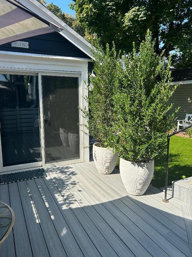 Adorable 1 Bedroom Cottage New York Exteriör bild